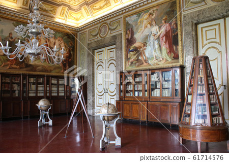 卡塞塔皇宮，皇家圖書館 61714576