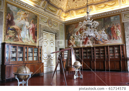 卡塞塔皇宮，皇家圖書館 61714578