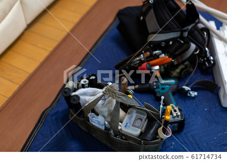 Air conditioning replacement construction Air conditioning replacement construction 61714734