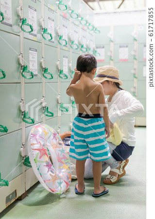 The pool The pool 61717855