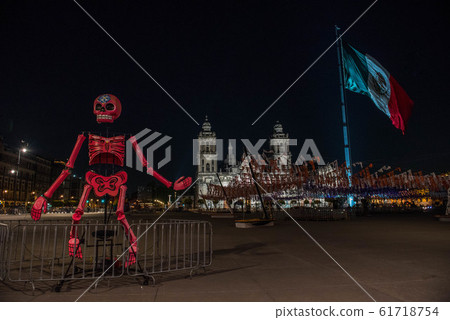 Zocalo Central-Day of the Dead Day 61718754