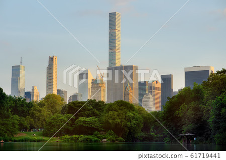 Idyllic sunset view of Central Park, New York, USA Idyllic sunset view of Central Park, New York, USA 61719441