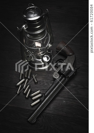 Old western cold blast lantern and revolver gun Old western cold blast lantern and revolver gun 61720084
