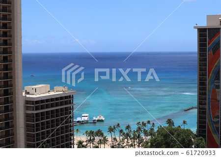 Pier_Hawaiian Village 61720933