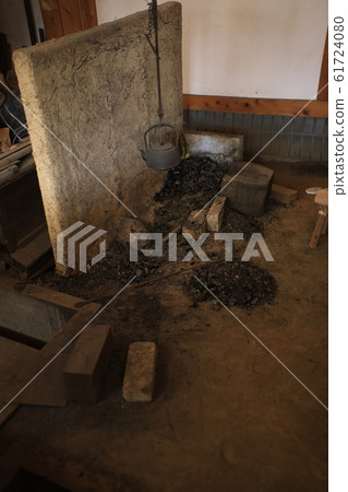 blacksmith blacksmith 61724080