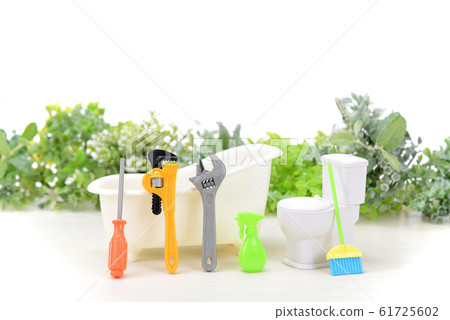 Bath and toilet maintenance 61725602