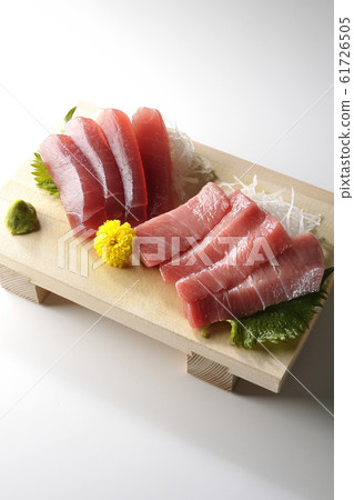 Platter of tuna Platter of tuna 61726505