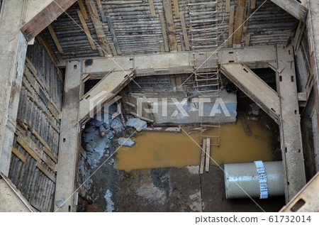 Laying or replacement of underground storm sewer 61732014