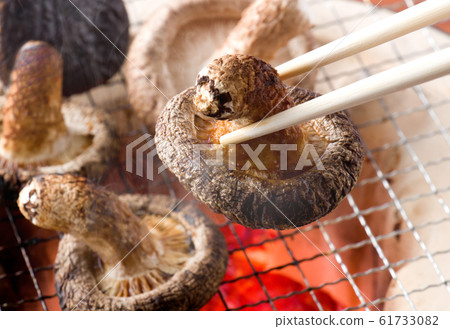 烤蘑菇 61733082