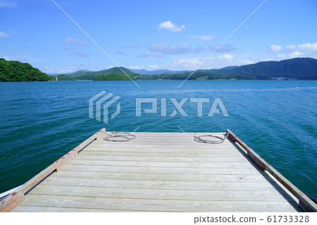 Calm Maizuru Bay-2 61733328