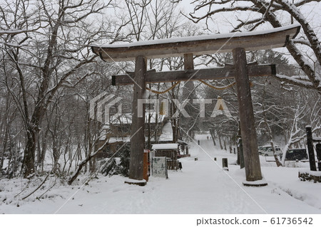 Snow Togakushi Shrine Okusha Otorii 61736542