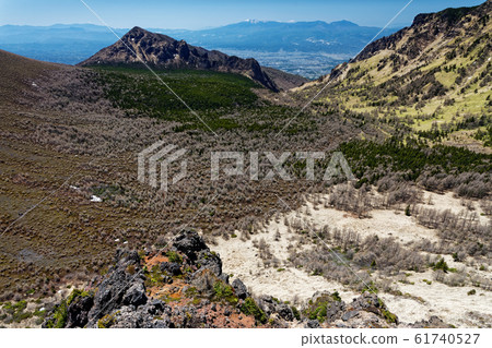 從淺間外環山看的湯平平，耕amine和八岳 61740527