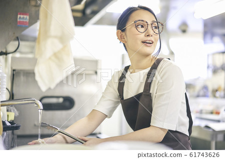Cafe Cooking staff Women 61743626