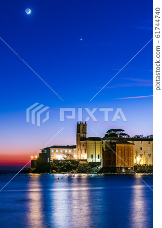 Night view of Baia del Silenzio 61744740
