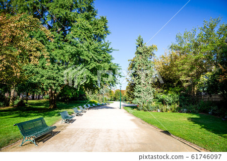 Gardens of the Champs Elysees, Paris, France 61746097