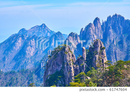 Huangshan, China Huangshan, China 61747604