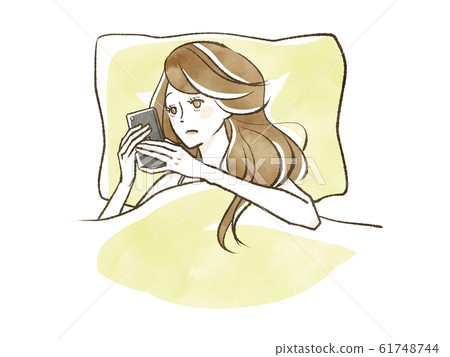 睡覺時操作智能手機的女人 睡覺時操作智能手機的女人 61748744