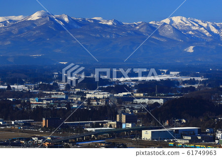 Blue sky and Ou Mountains Blue sky and Ou Mountains 61749963