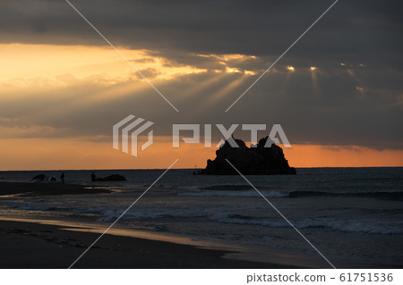 [Aichi Prefecture] Sunrise Irako Cape Long Beach 61751536