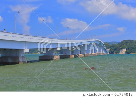 [Ishikawa Prefecture] Notojima Ohashi in fine weather 61754012