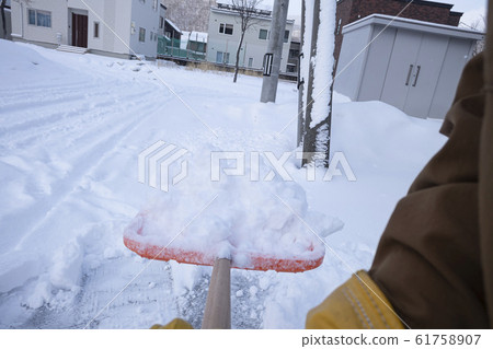 除雪工作（POV拍攝） 61758907