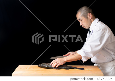 在魚處理板之前 在魚處理板之前 61759096
