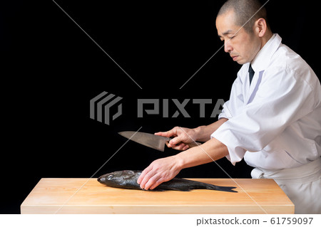 在魚處理板之前 在魚處理板之前 61759097