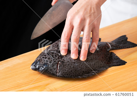 Itamae where Ishigaki bream is handled Itamae where Ishigaki bream is handled 61760051