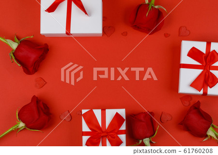 Red roses hearts gifts card Red roses hearts gifts card 61760208