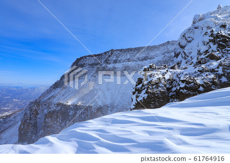Iwo-dake Shkabra in the severe winter Iwo-dake Shkabra in the severe winter 61764916