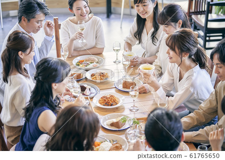 Lunch meeting 61765650