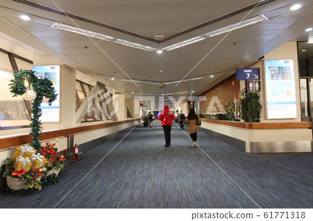 Manila International Airport 61771318