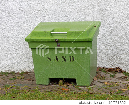 Box of Sand Outdoor 61771832