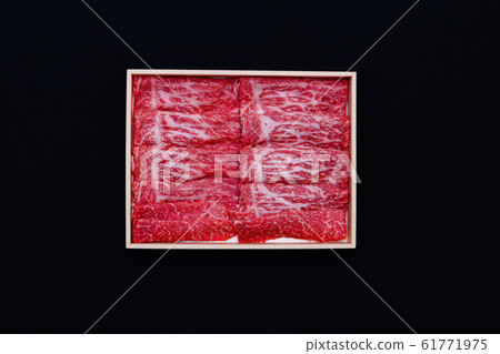 Beef Marbled meat Domestic beef Ingredients Sukiyaki Mid-year gifts Furusato tax payment Refund goods Tax savings Livestock economy Japan Beef Marbled meat Domestic beef Ingredients Sukiyaki Mid-year gifts Furusato tax payment Refund goods Tax savings Livestock economy Japan 61771975