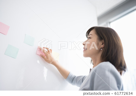 女性肖像 女性肖像 61772634