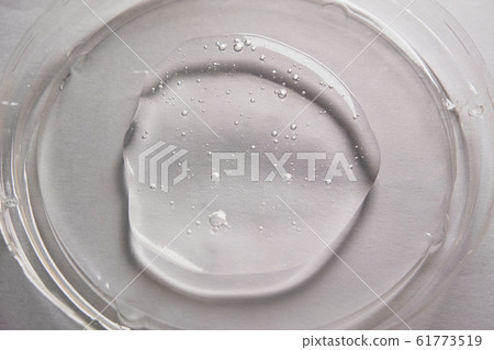 基於聚乙烯醇的透明液態膠水，在癌症治療領域受到關注 61773519