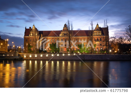 Wroclaw, Poland. Building of National Museum at dusk 61775798