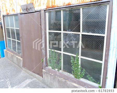 Spring water in Nishinomiya, "Koshimizu Well" (Nishisho/Nishoji) 61781933