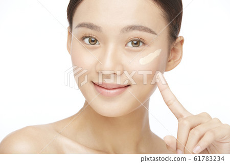Woman beauty photo on white background Woman beauty photo on white background 61783234