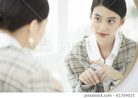 女性皮膚護理 61784025