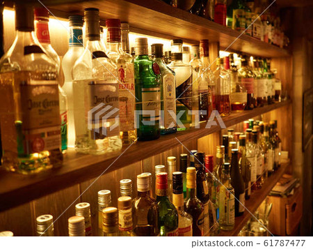 Bottle display image 61787477