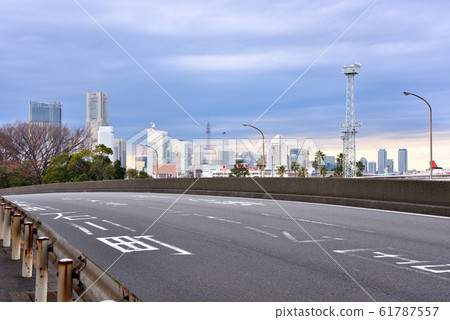 從山下町高速公路入口看到的港未來 從山下町高速公路入口看到的港未來 61787557