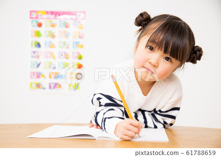 Studying English-Children 61788659