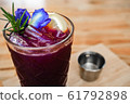 Close up Butterfly pea and lime juice in glass 61792898