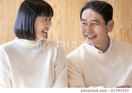 Senior couple smiling image 61793303