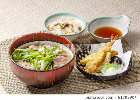 Kamonegi soba noodles noodles japanese food image material Kamonegi soba noodles noodles japanese food image material 61798904