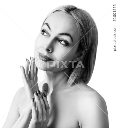 Beautiful mature woman with healthy skin and bright make-up. 61801253