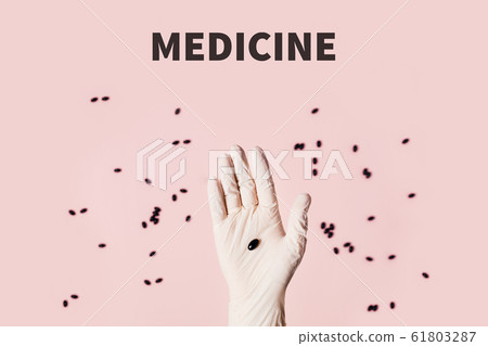 Picture on a medical topic. 61803287