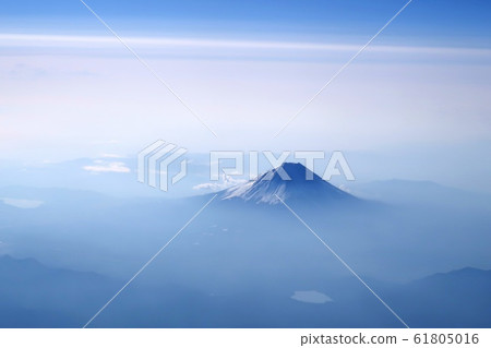 Mt. Fuji floating in the morning sun Mt. Fuji floating in the morning sun 61805016