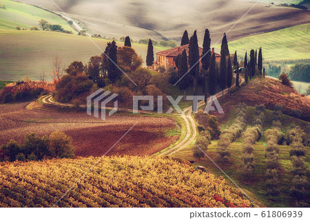 Sunrise in Italy 61806939